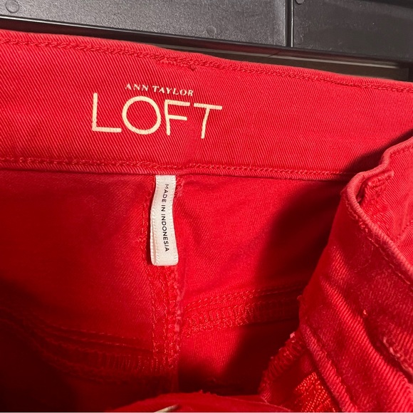 LOFT Modern Skinny Red Jeans with Raw Hem - Size 27/4P - Picture 7 of 11
